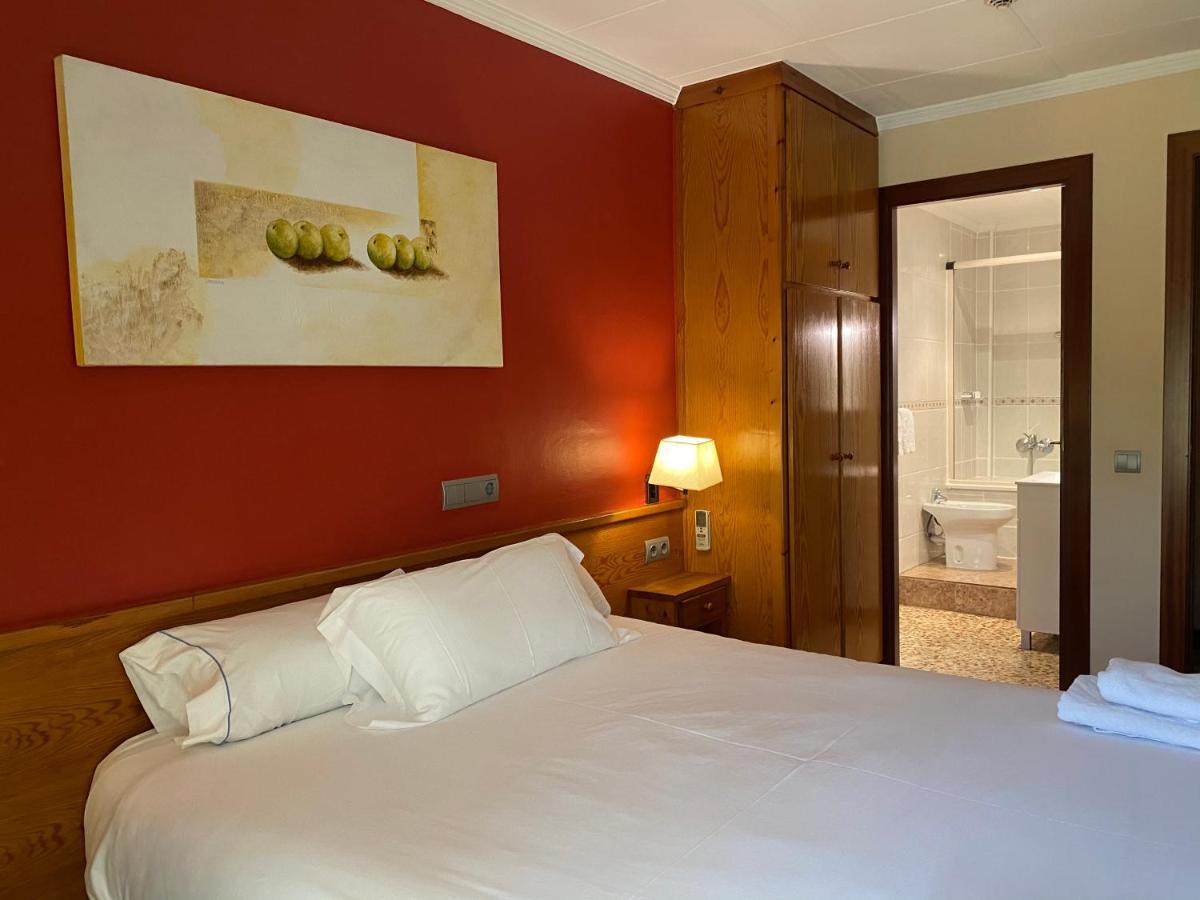 Hostal Galicia Cardedeu Ngoại thất bức ảnh